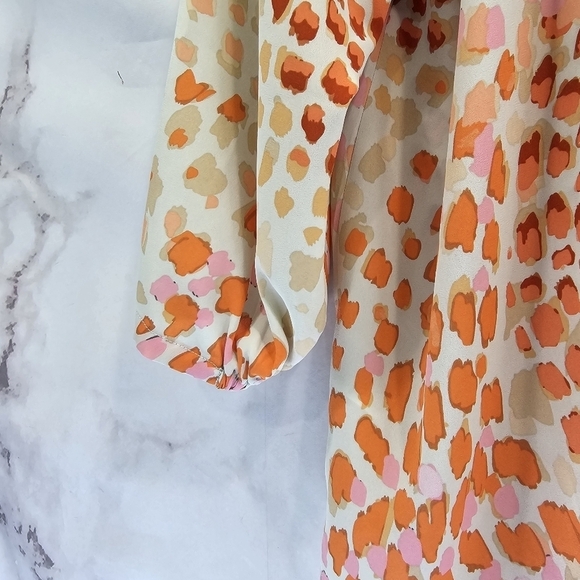 CAbi Shirt Womens Small Blouse Pink Go To Button Up Leopard Smudge 6081 - Picture 12 of 13